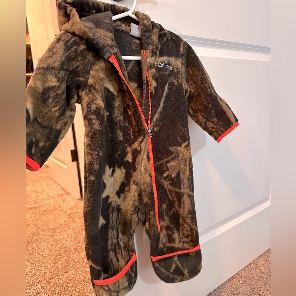 Columbia camo 3-6 month fleece bunting suit